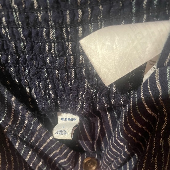 Old Navy Jumpsuit. Size Large - Picture 3 of 3